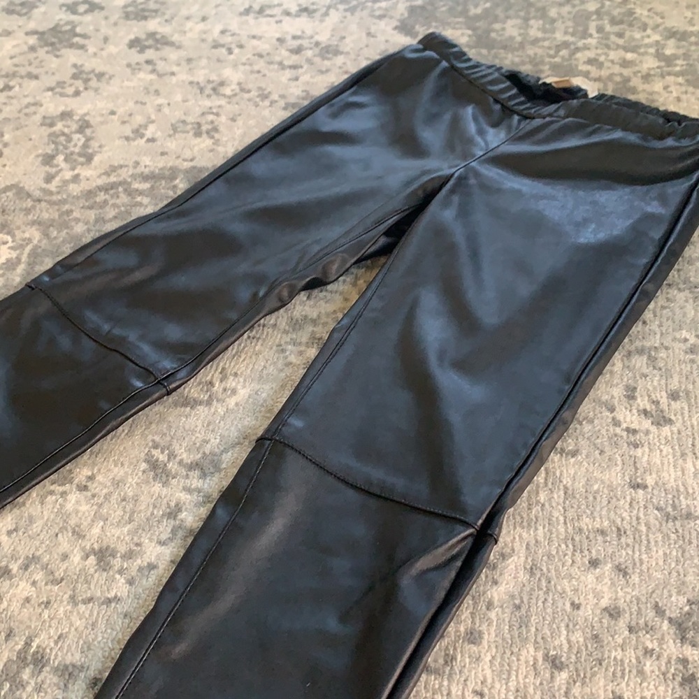 🖤MICHAEL KORS LEGGINGS🖤 - Picture 3 of 12